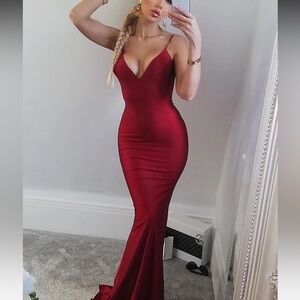 Small Fashion Nova gown
